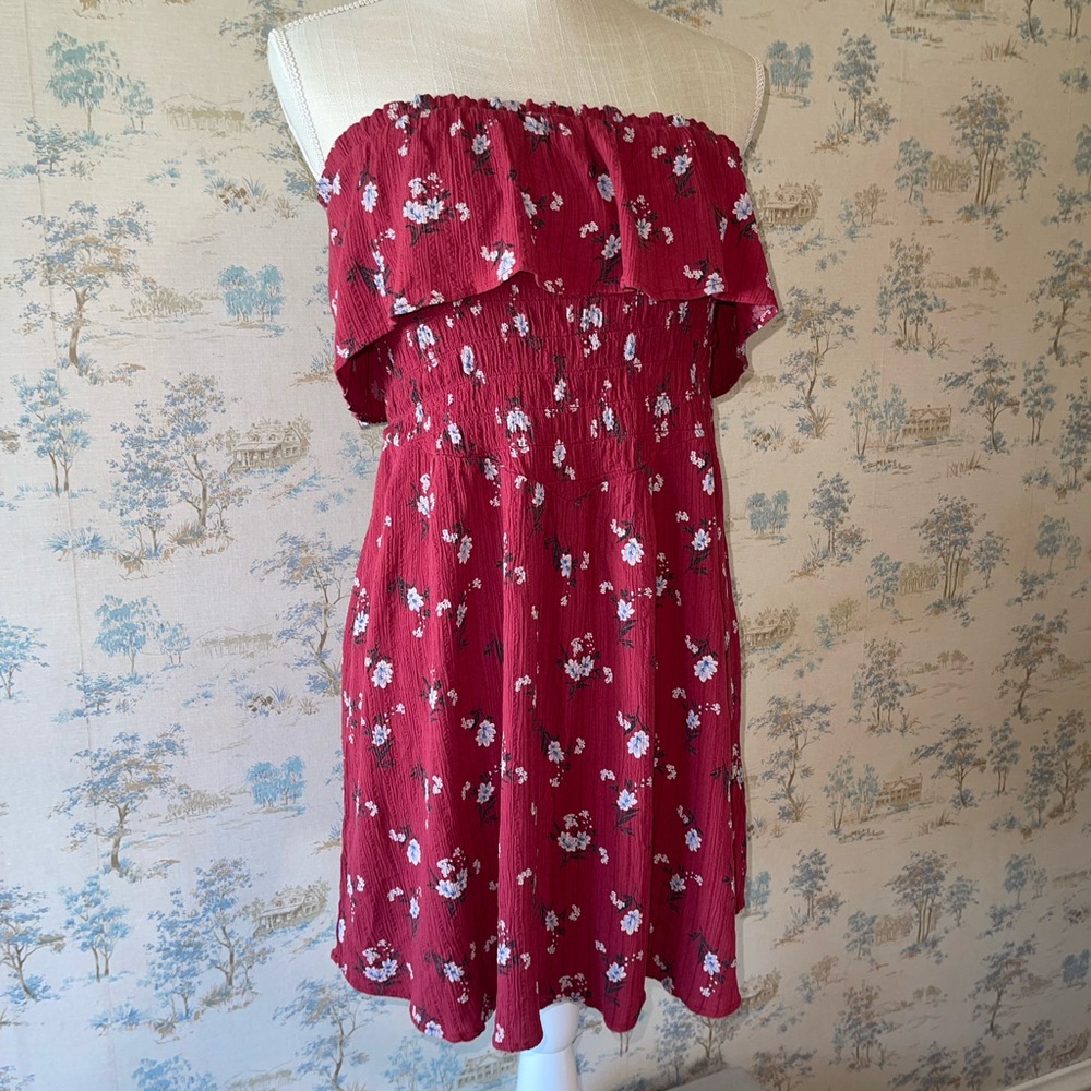 American Eagle Strapless Dress